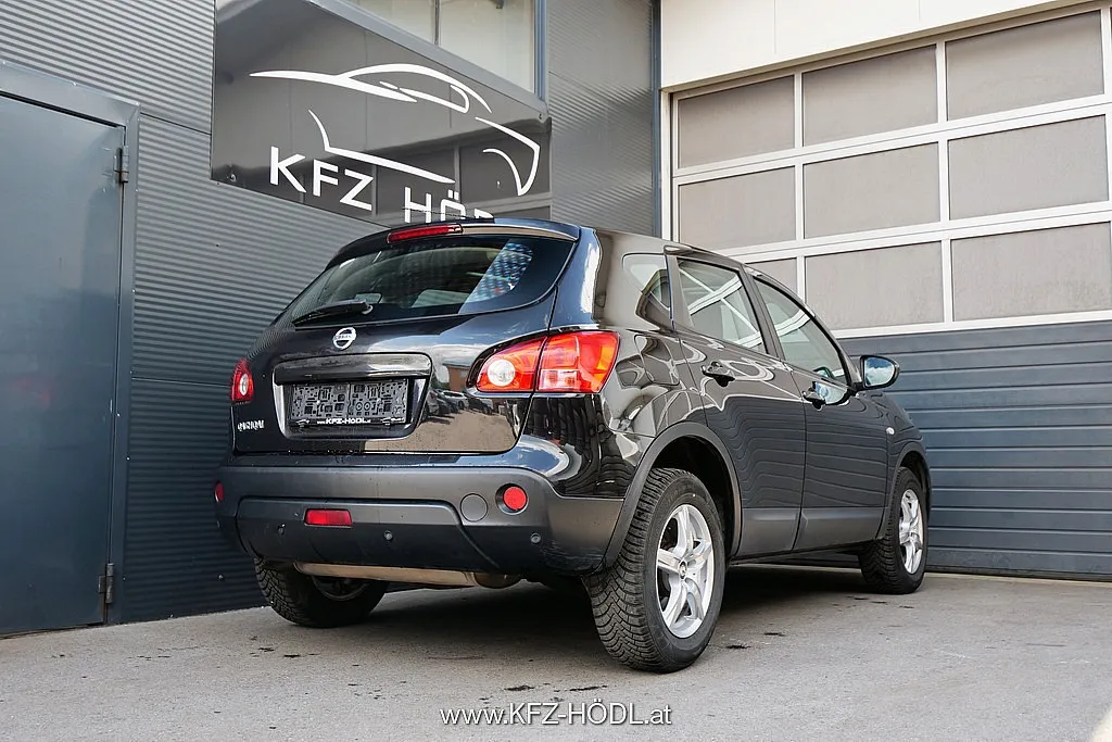 Nissan Qashqai 2,0 16V acenta 4WD Aut. Image 2